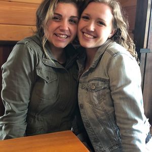 Meet your Posher, Salina